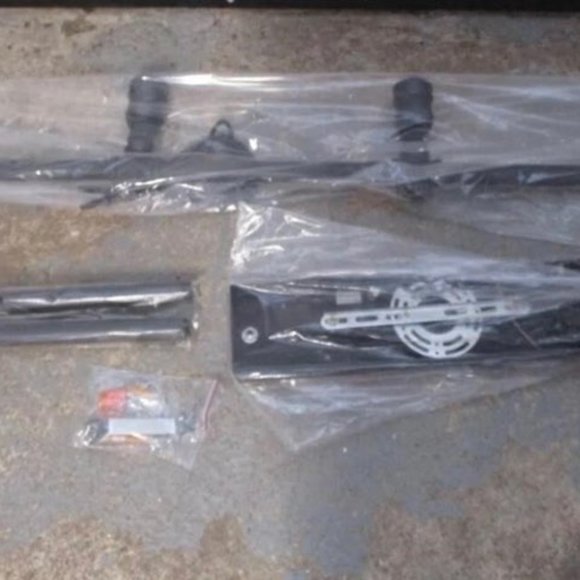 Industrial 4 Light fixture - Picture 4 of 5